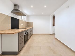 Appartement à louer 2 pièces 50 m²