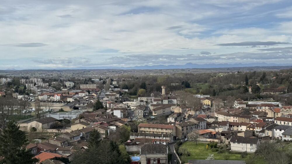 Location Appartement 4 Pièces Vue sur la Chaîne des Puys Thiers