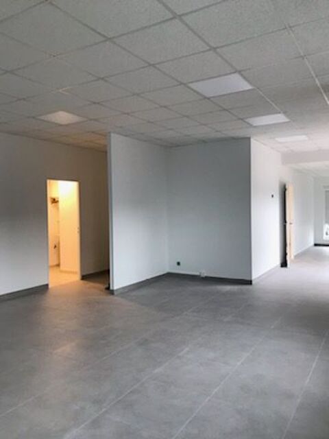 Local commercial 960 10600 Barberey saint sulpice