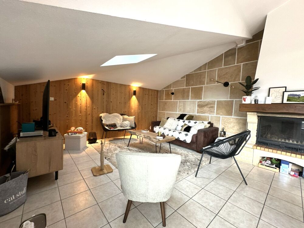 Appartement 2 pièces 65 m² · à Cluses · 65 m² · 220 000 €