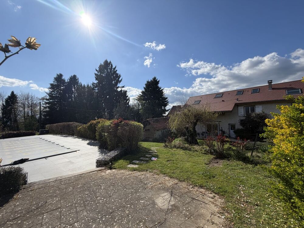 Vente Maison Maison dauphinoise bien rénovée 130m² hab Saint genix sur guiers