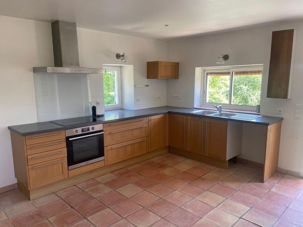 Location Appartement 4 Pièces Saint jean de valeriscle