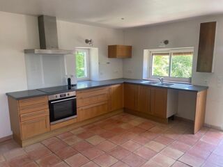 Appartement à louer 2 pièces 118 m²