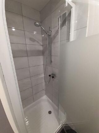  Appartement à louer 2 pièces 43 m²
