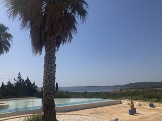  Maison � vendre 6 pi�ces 275 m�