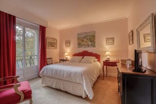  Appartement à louer 6 pièces 188 m²