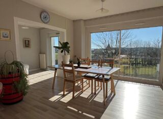  Maison � vendre 6 pi�ces 205 m�