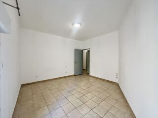  Appartement à louer 3 pièces 72 m²
