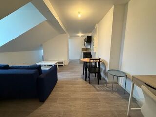  Appartement à louer 2 pièces 37 m²