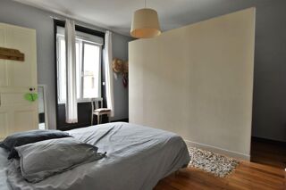  Maison  vendre 9 pices 210 m