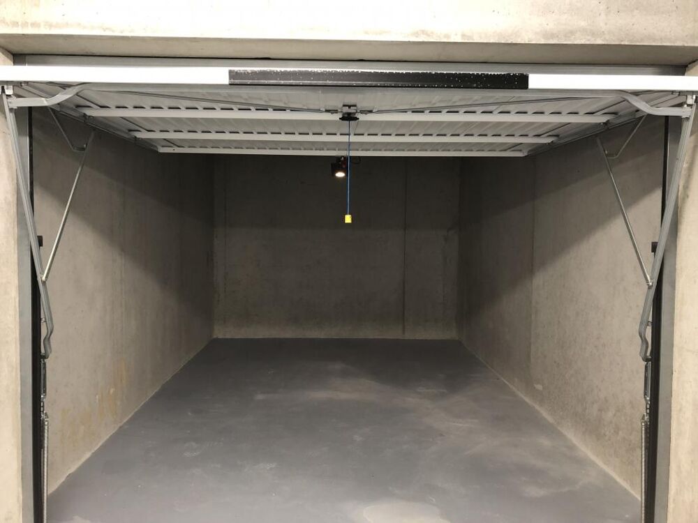 Location Parking/Garage Garage SOUS SOL FERME Ajaccio