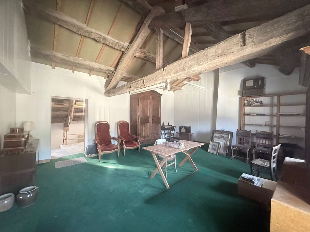 Maison de village avec jardin et garage