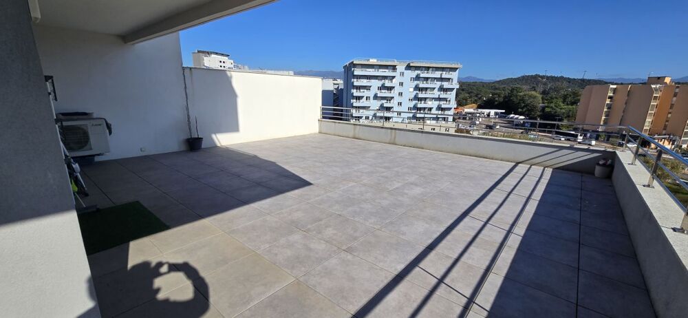 Vente Appartement 3 Pièces tres grande terrasse Ajaccio
