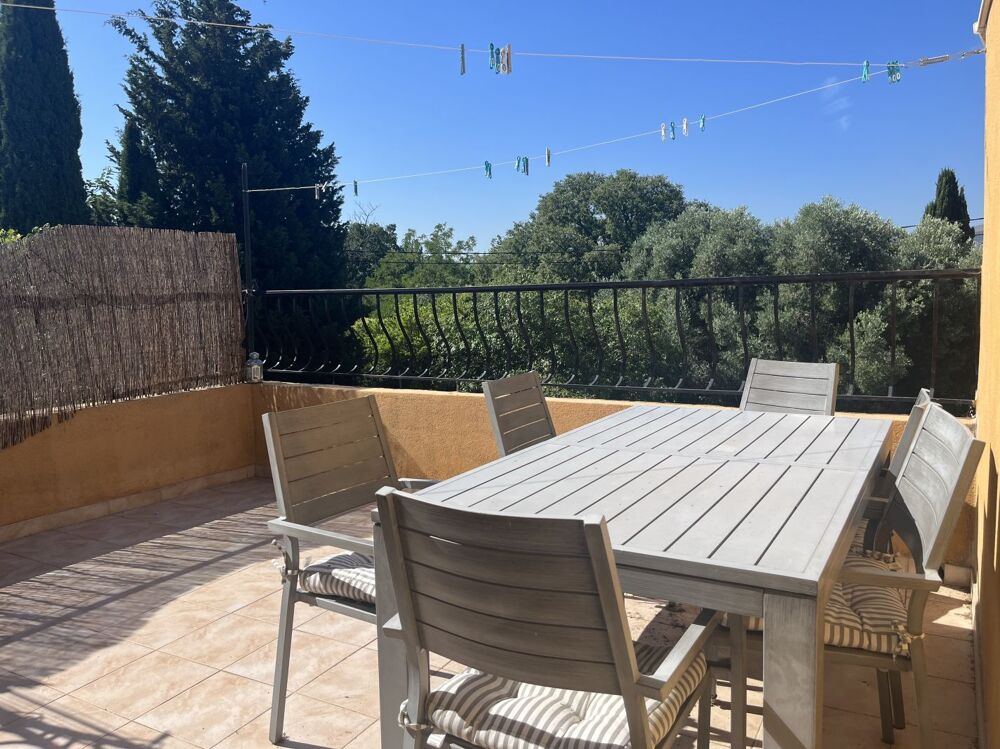 Vente Appartement 4 Pièces Haut de villa en duplex Marseille 11