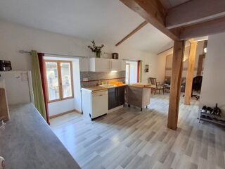  Immeuble  vendre 10 pices 300 m