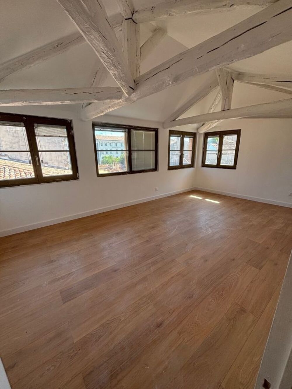 Appartement a louer nimes - 3 pièce(s) - 87 m2 - Surfyn