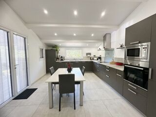  Maison à vendre 9 pièces 212 m²