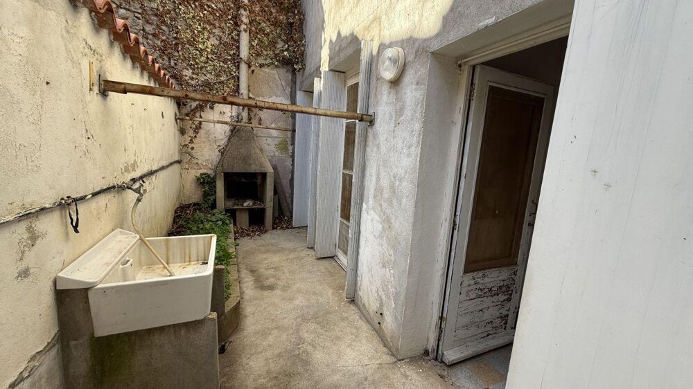 Vente Maison Maison de village AVEC COUR ET GARAGE Olonzac