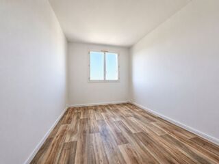  Appartement à louer 3 pièces 57 m²