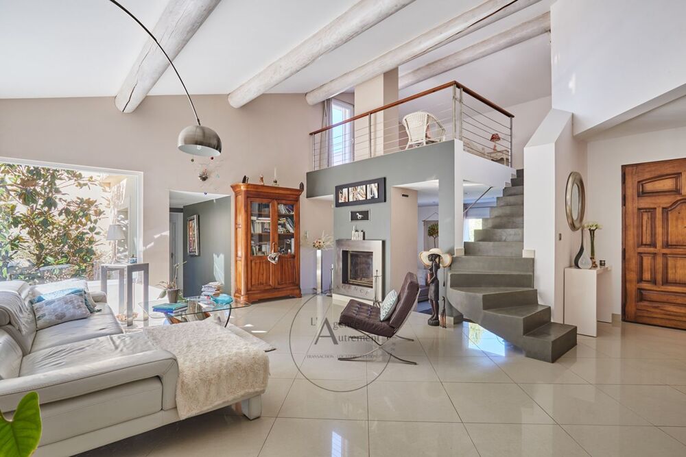 � vendre  Maison Simiane-Collongue (13109)