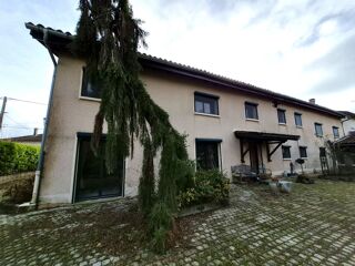  Maison  vendre 9 pices 440 m