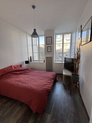  Appartement  vendre 4 pices 145 m