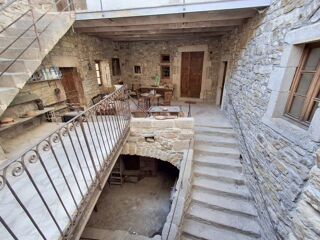  Maison � vendre 15 + pi�ces 350 m�