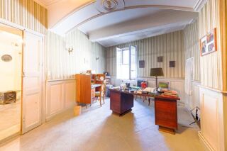  Maison � vendre 10 pi�ces 371 m�