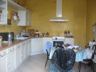  Maison à vendre 8 pièces 225 m²