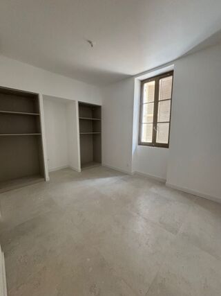  Appartement  louer 4 pices 90 m