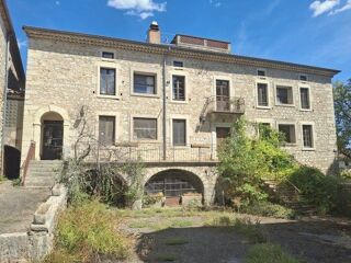  Maison à vendre 15 + pièces 2000 m²
