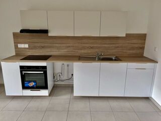  Appartement à louer 4 pièces 84 m² Fagnieres