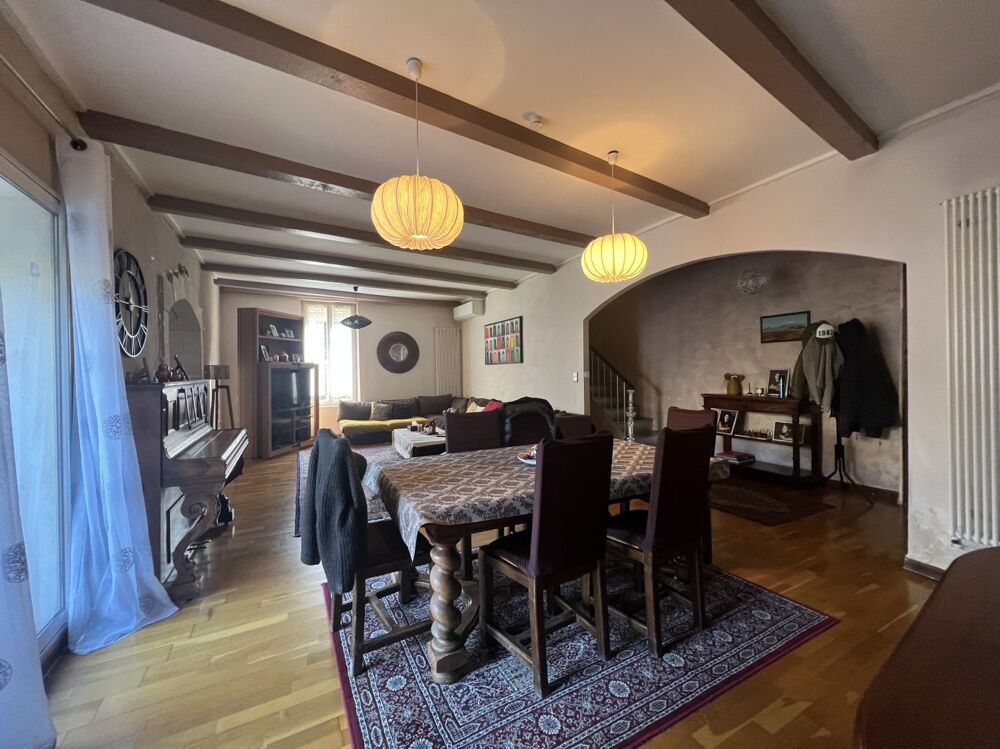 Maison Maison/camoins