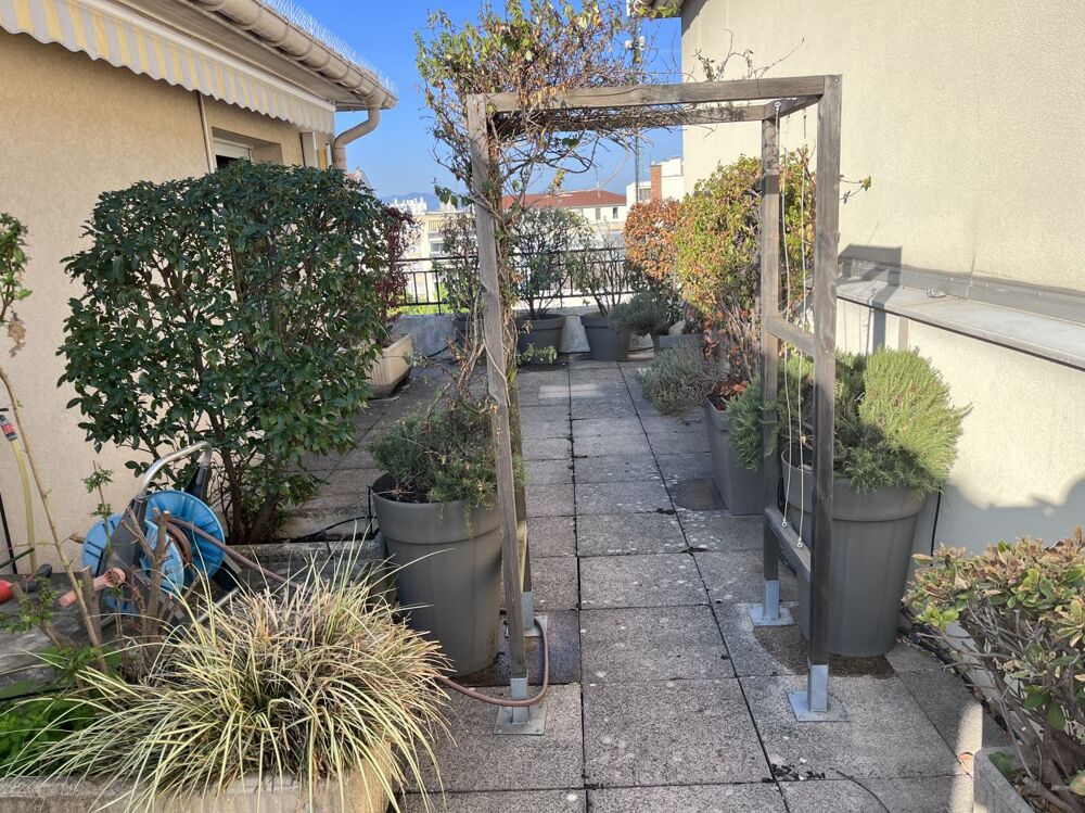 Vente Appartement 3 Pièces Garage double, Toit terrasse Lyon 4