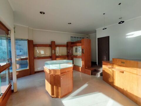 Local commercial Boutique 420 53700 Villaines la juhel