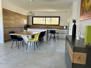  Maison � vendre 5 pi�ces 164 m�