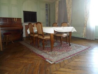  Maison � vendre 13 pi�ces 305 m�