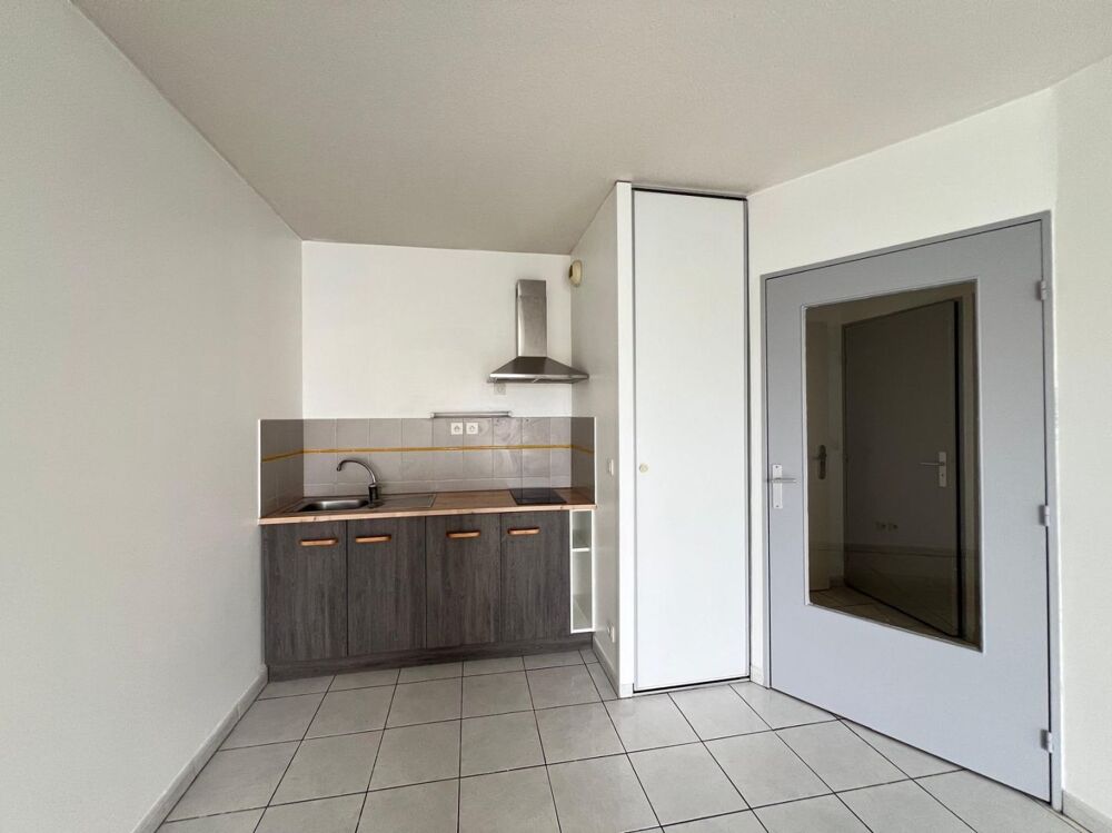 Vente Appartement 2 Pièces TYPE2-TERRASSE-PARKING Marseille 5