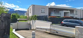  Parking / Garage  louer 1 pice 25 m