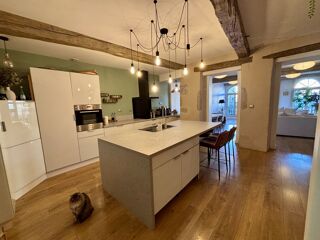  Appartement � vendre 4 pi�ces 145 m�