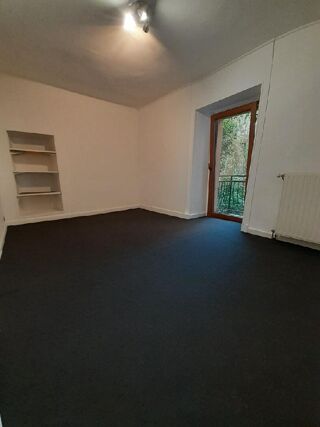  Appartement à louer 2 pièces 43 m²