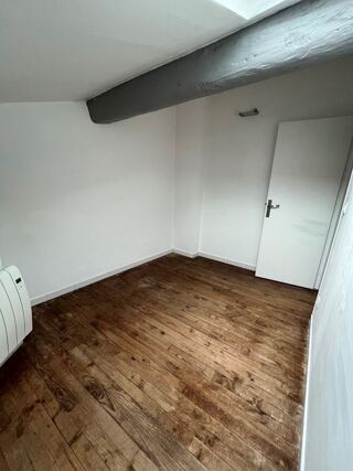  Appartement à louer 3 pièces 51 m²