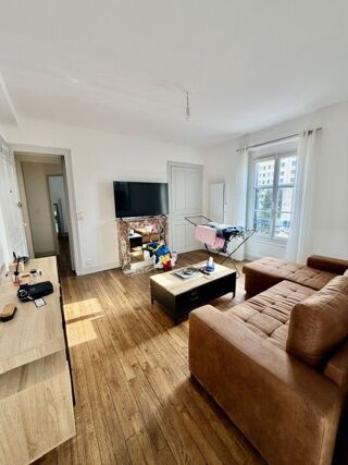  Appartement à louer 2 pièces 48 m²