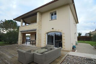  Maison � vendre 7 pi�ces 230 m�