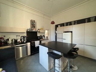  Maison � vendre 9 pi�ces 260 m�