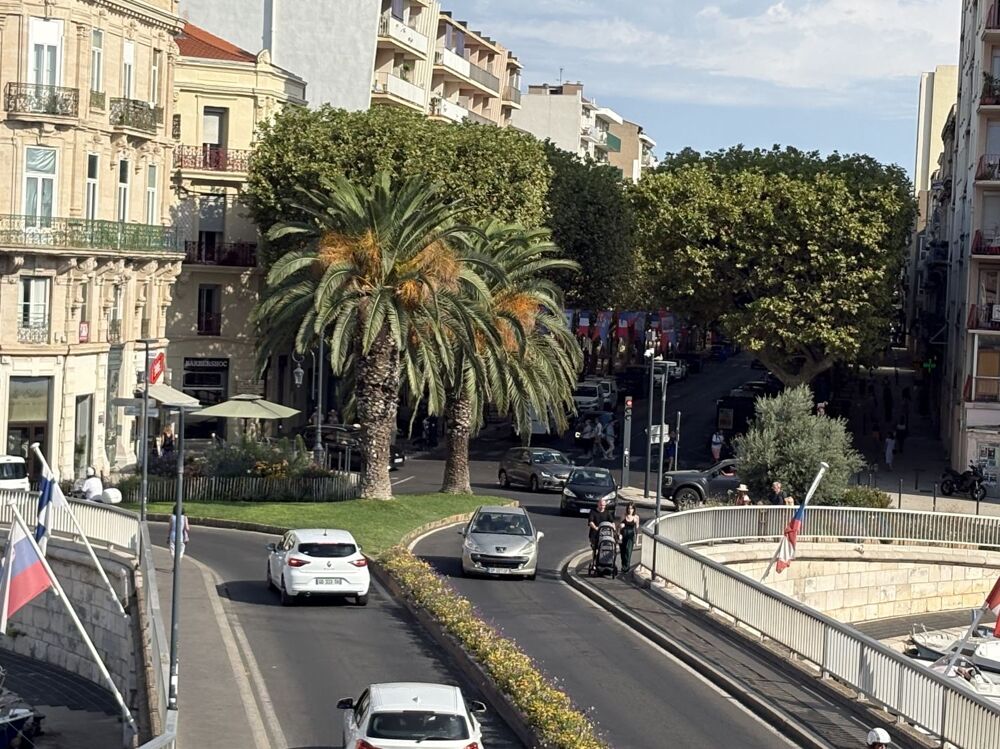 Vente Immeuble Immeuble local commerciale Sete