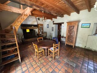 Maison à vendre 10 pièces 243 m²
