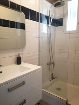  Appartement à louer 3 pièces 56 m²