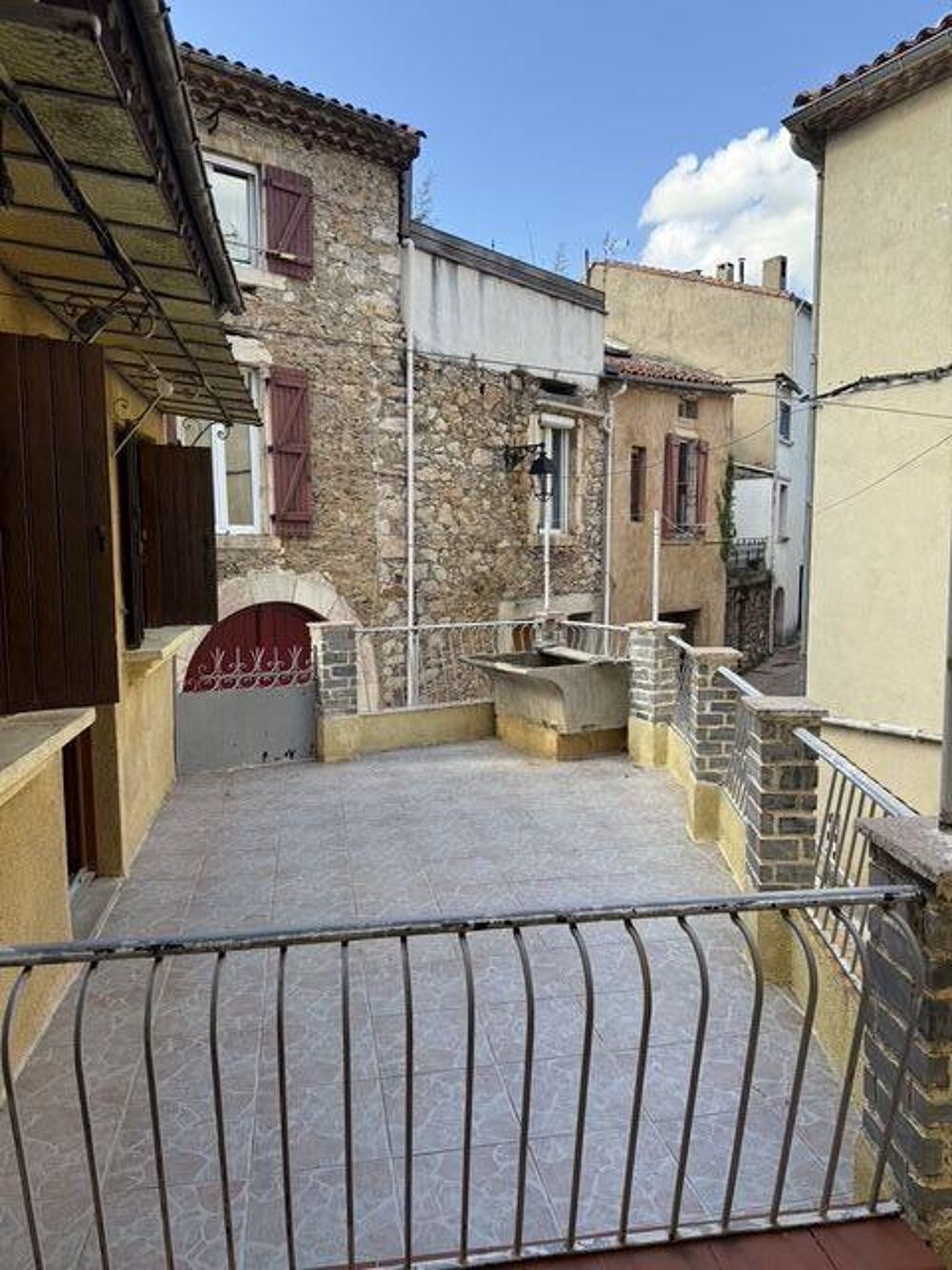 Vente Maison Maison de village avec garage et terrasse Premian