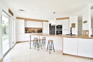  Maison à vendre 8 pièces 210 m²